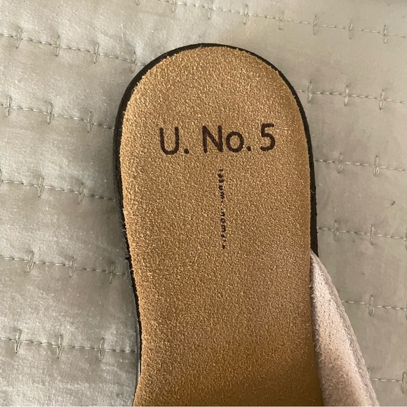 U. No. 5 Women’s Leather Snake Skin Mules - Picture 2 of 4